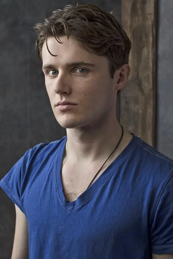 Eugene Simon_peliplat