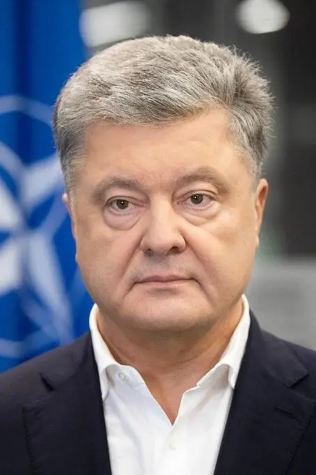 Petro Poroshenko_peliplat