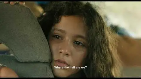 Trailer de Niña errante — Wandering Girl subtitulado en inglés (HD)_peliplat