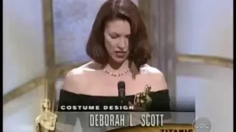 Titanic Wins Costume Design: 1998 Oscars_peliplat