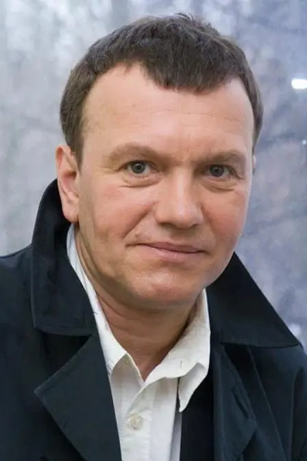 Aleksandr Naumov_peliplat