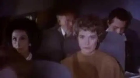 Torn Curtain Original Theatrical Trailer_peliplat