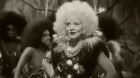 Marlene Dietrich Sings "Hot Voodoo" IN🎬Blonde Venus (1932)🎥Director: Josef von Sternberg 》Cary Grant_peliplat