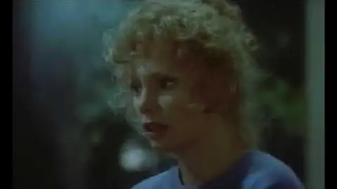 Max Dugan Returns Trailer (1983)_peliplat