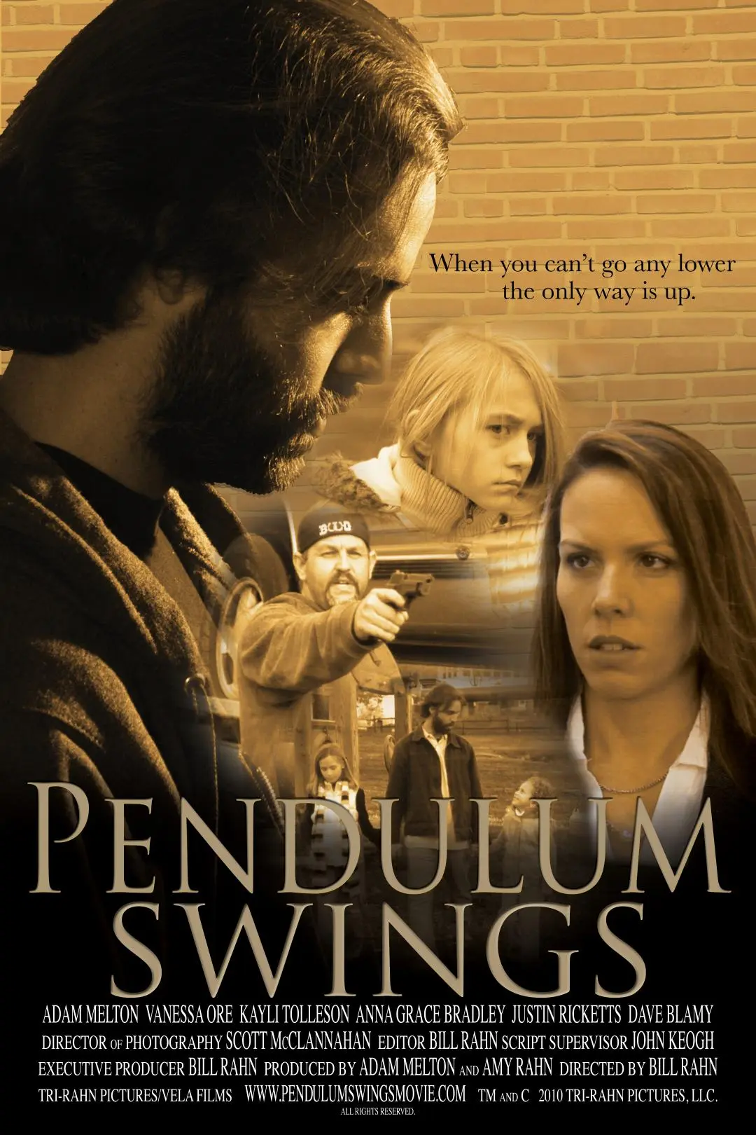 Pendulum Swings_peliplat