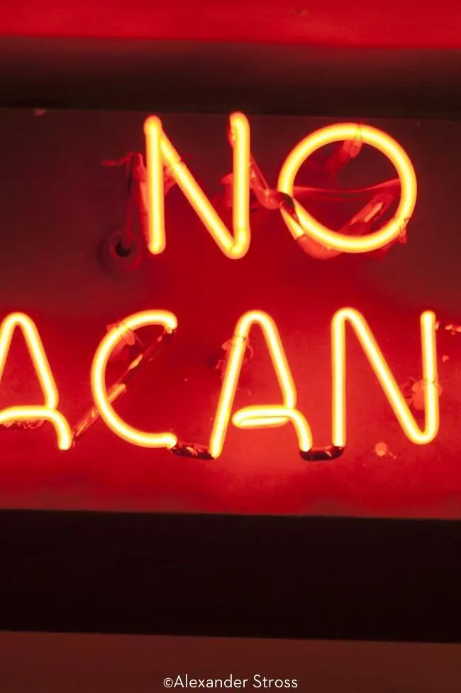 No Vacancy_peliplat