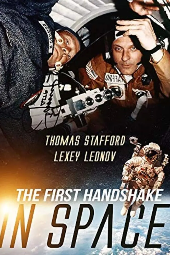 Apollo-Soyuz: The First Handshake in Space_peliplat