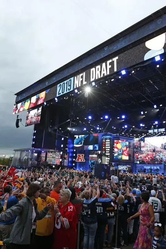 2019 NFL Draft_peliplat