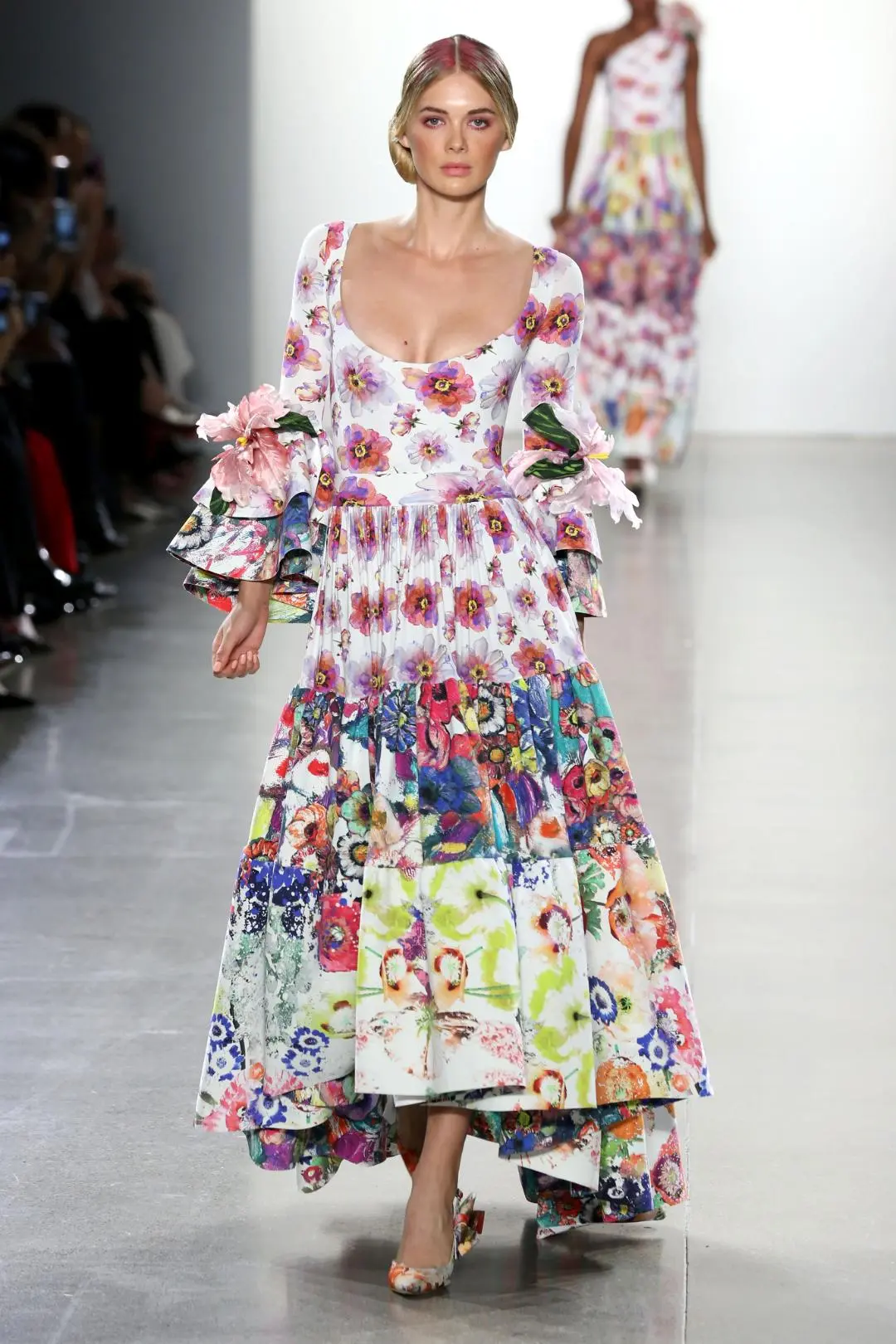 Chiara Boni La Petite Robe: Spring/Summer 2019 at NYFW_peliplat