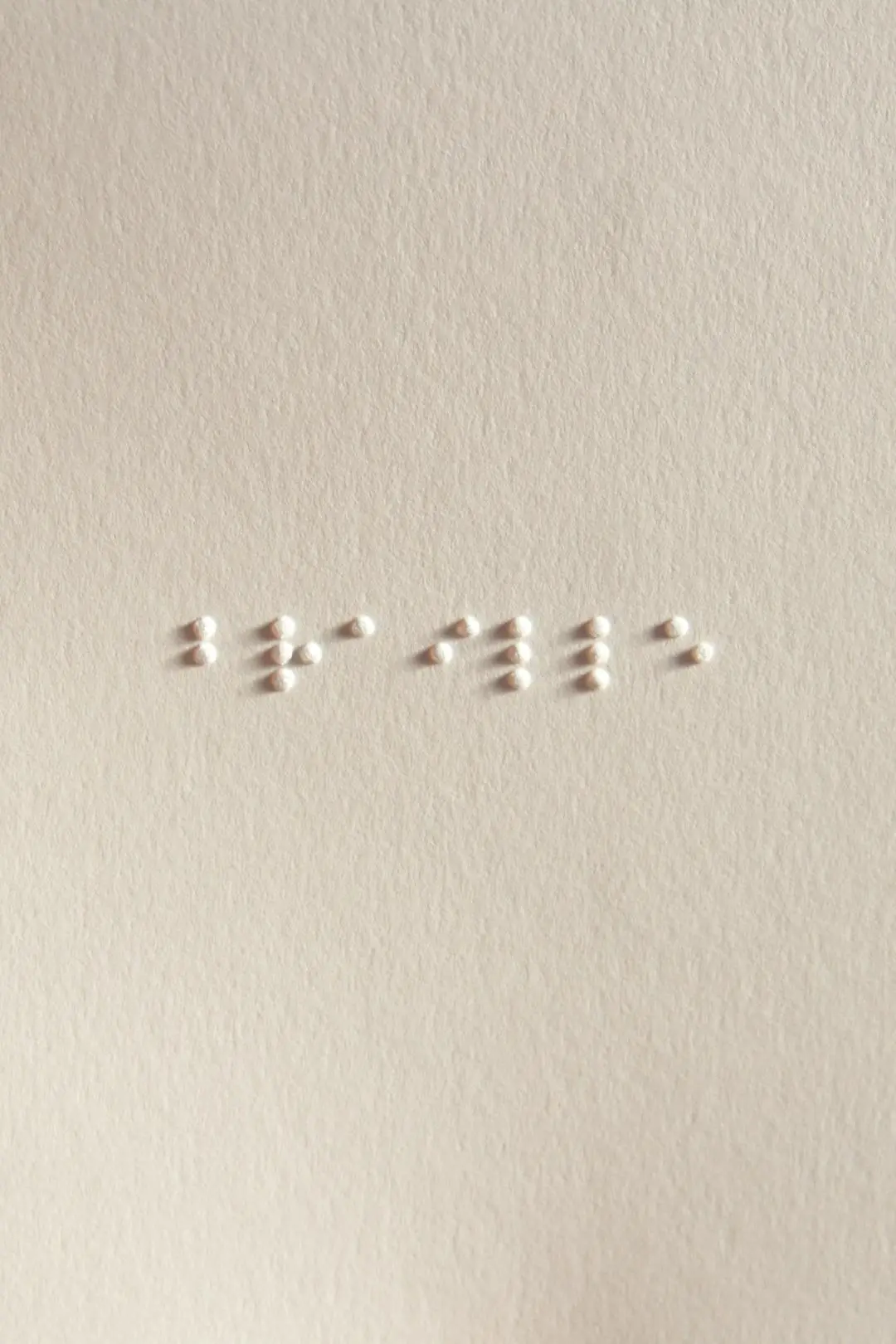 Therese Curatolo: Braille_peliplat