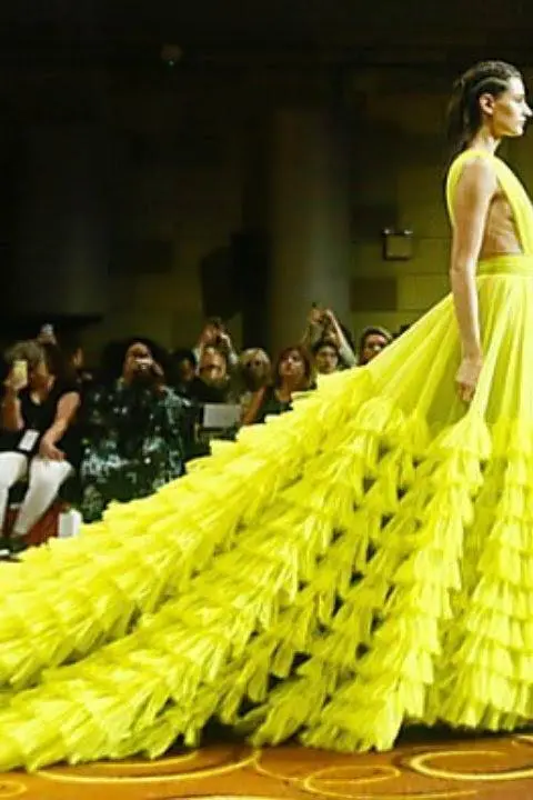 Christian Siriano: Spring/Summer 2019 at NYFW_peliplat