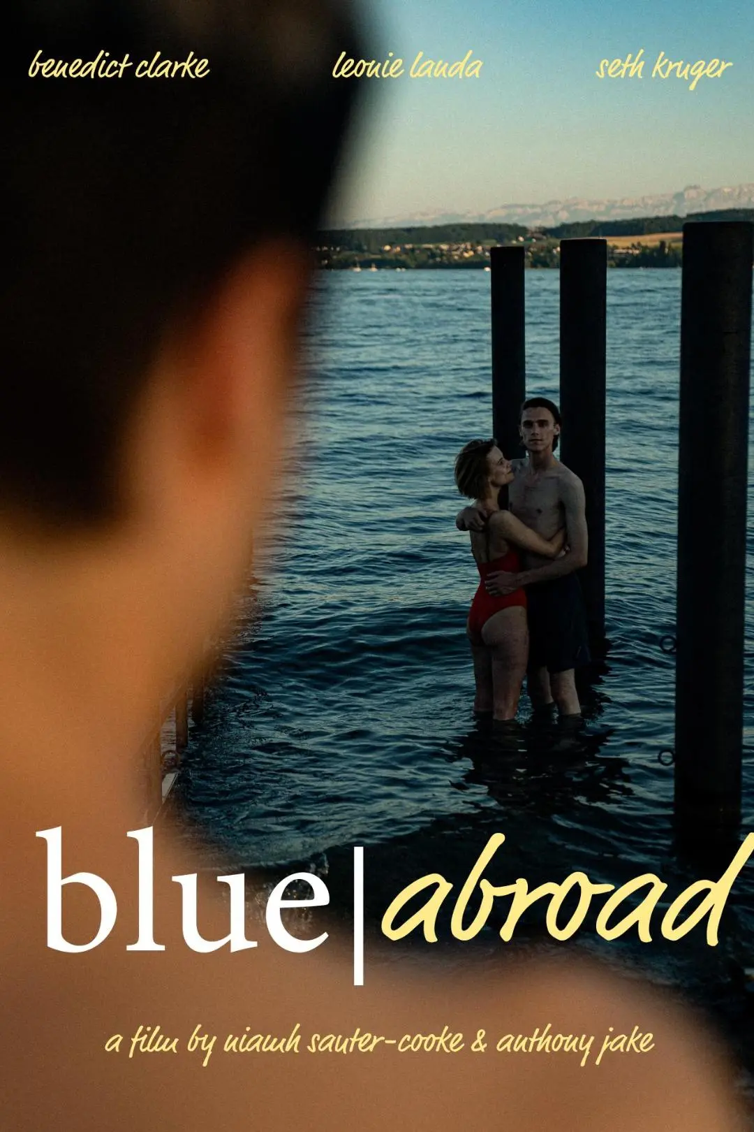 Blue Abroad_peliplat