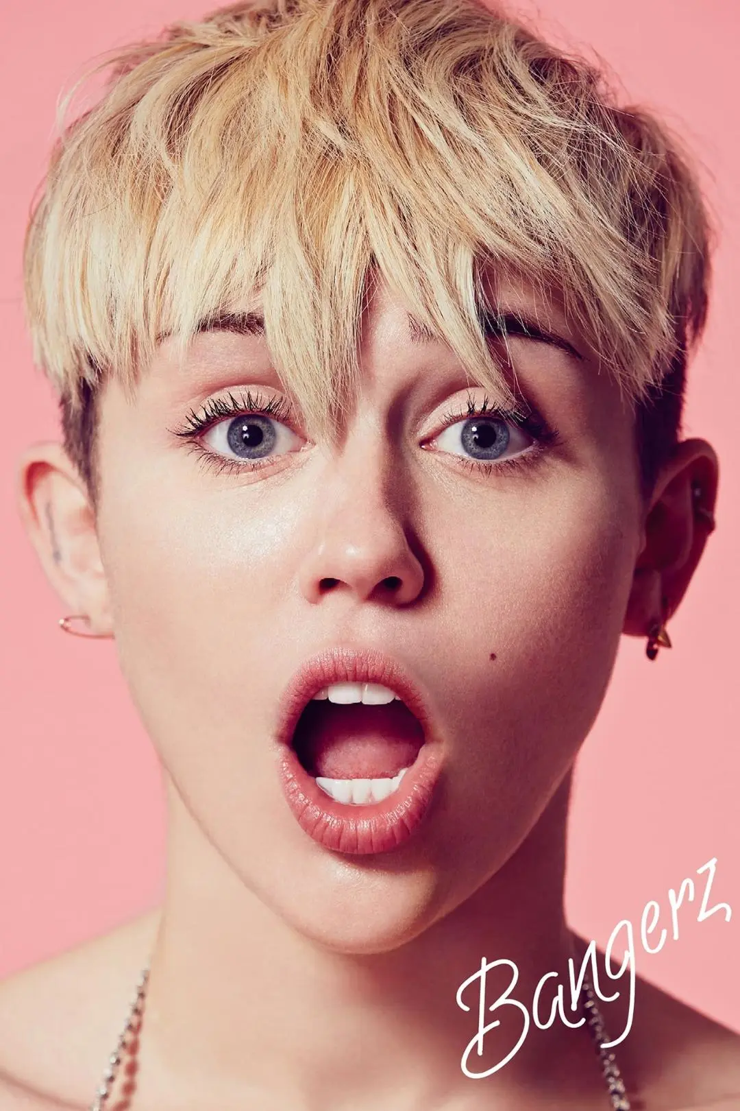 Miley Cyrus: Bangerz Tour_peliplat