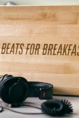 Beats for Breakfast_peliplat