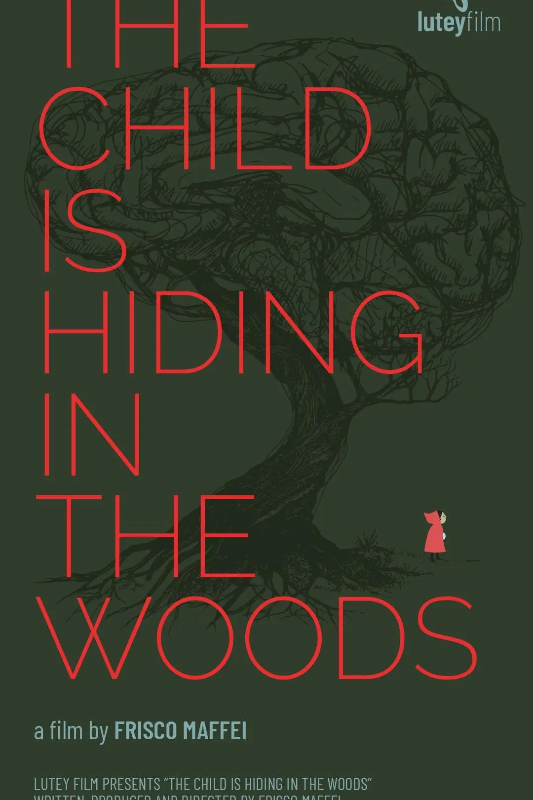 The child is hiding in the woods_peliplat