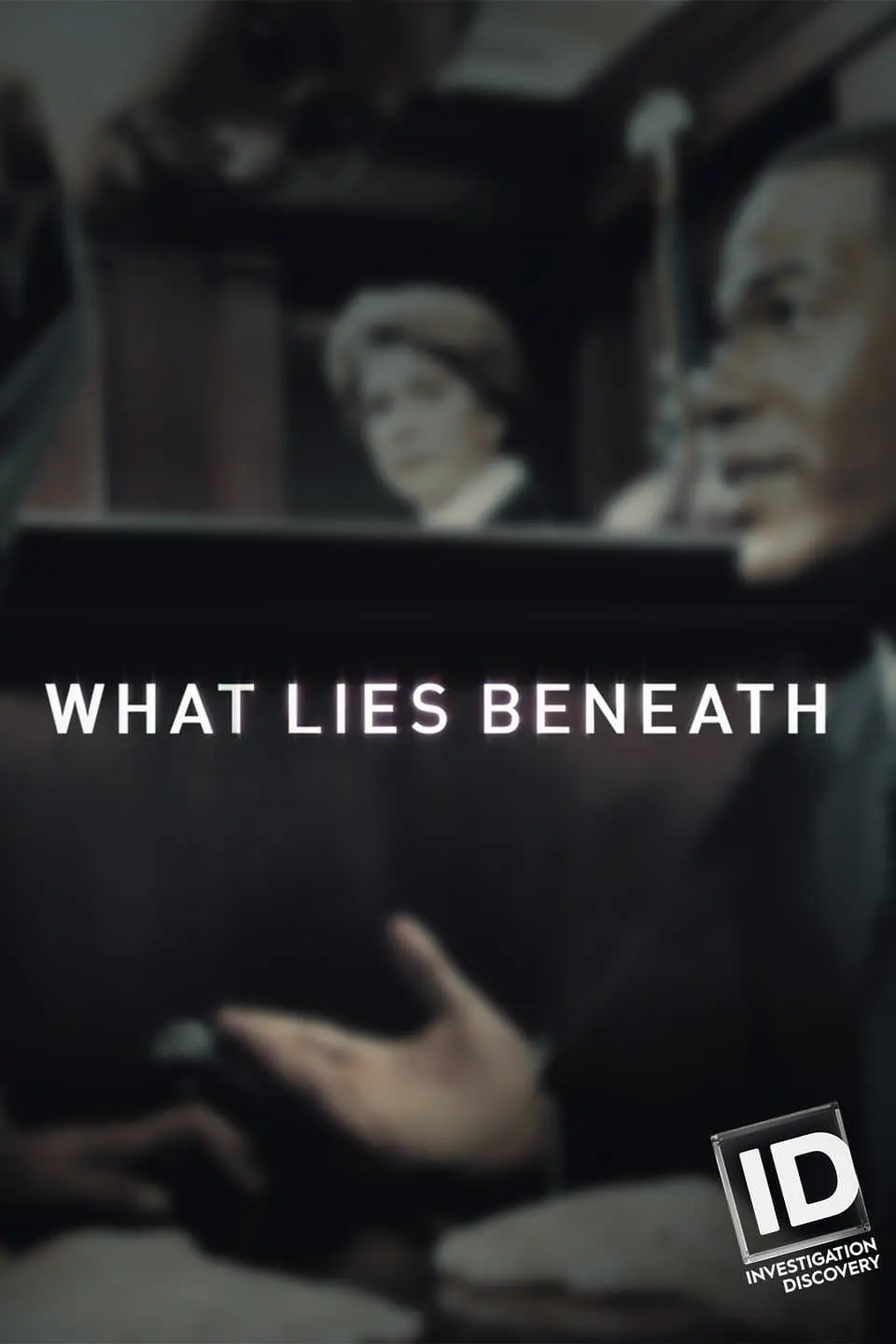 What Lies Beneath_peliplat