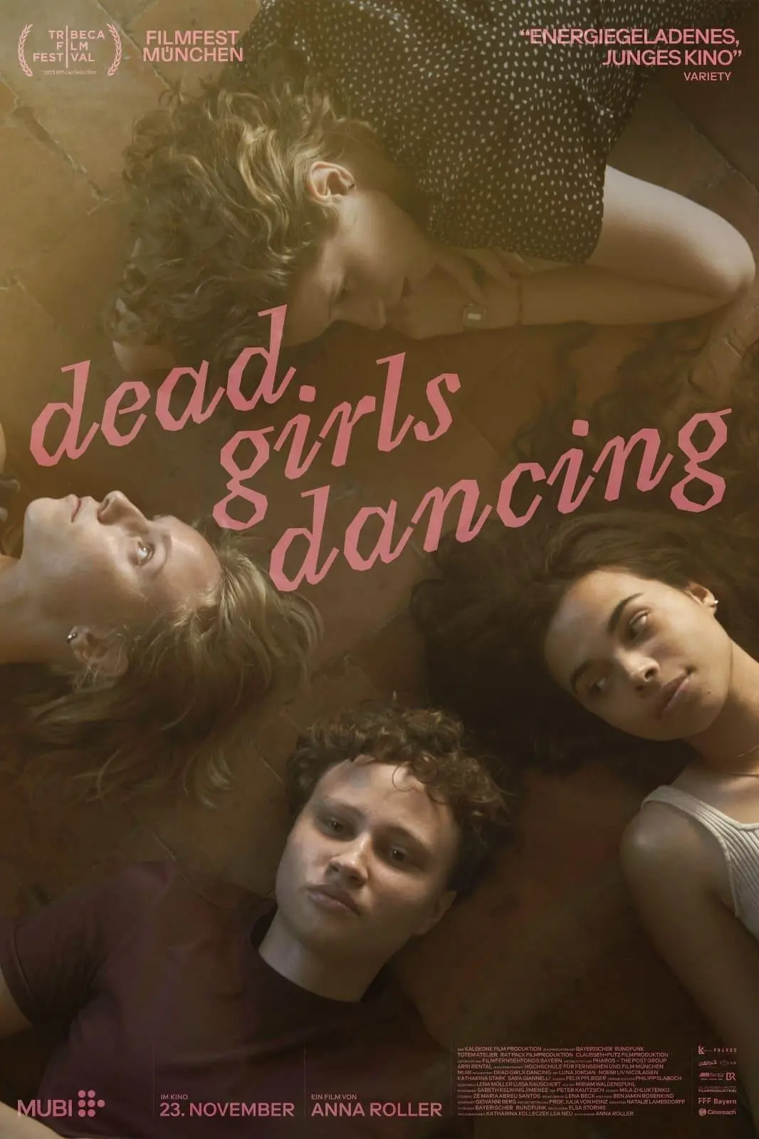 Dead Girls Dancing_peliplat