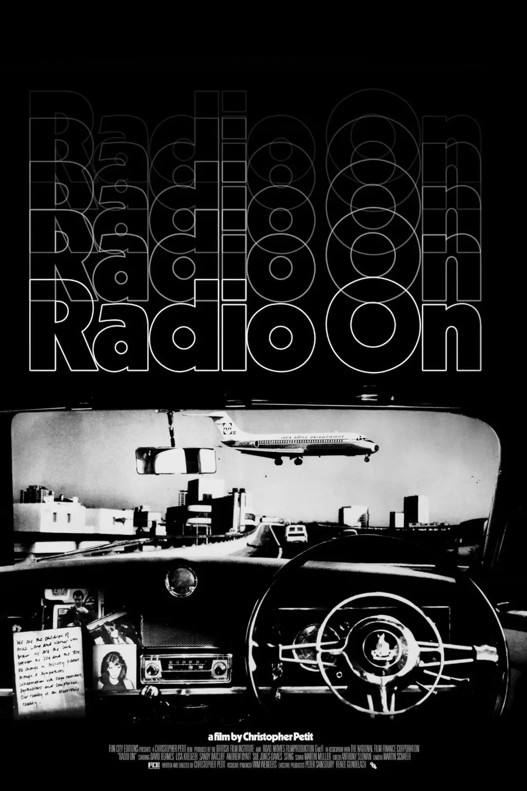 Radio On_peliplat