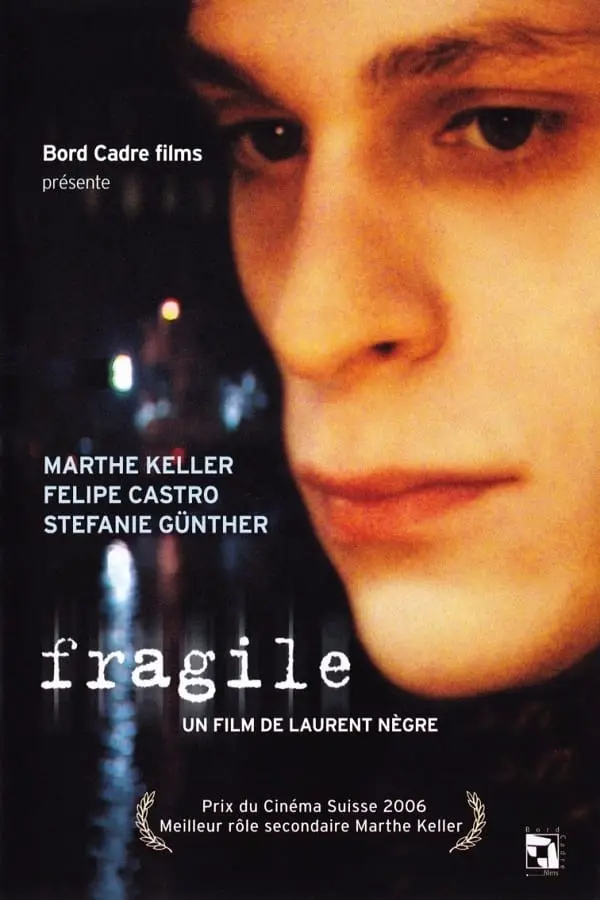 Fragile_peliplat