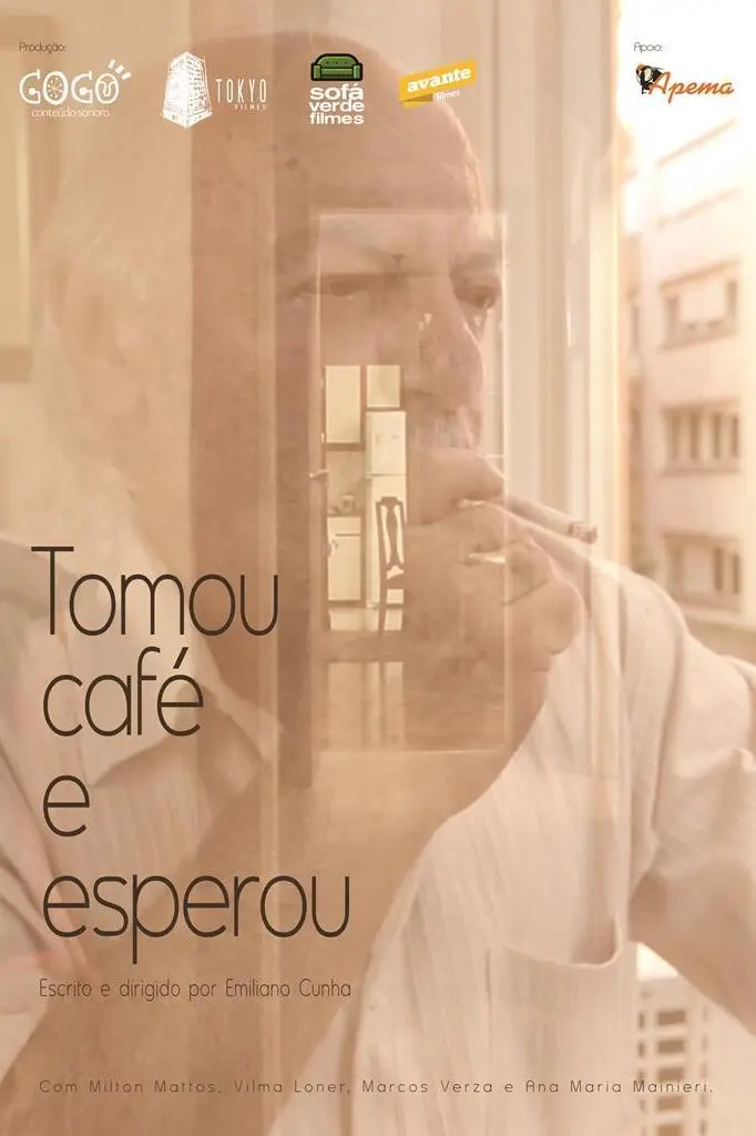 Tomou café e esperou_peliplat