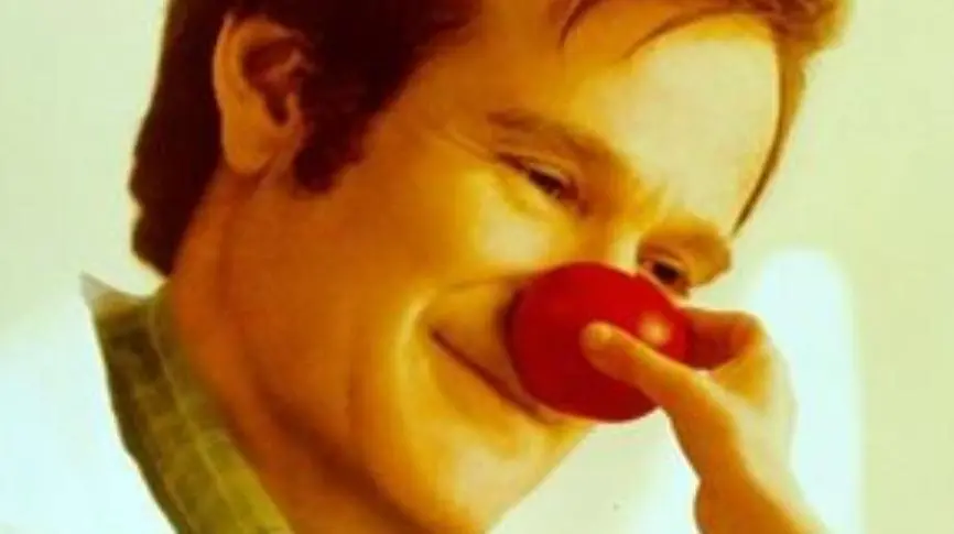 "Patch Adams": Una sonrisa para curar el corazón._peliplat