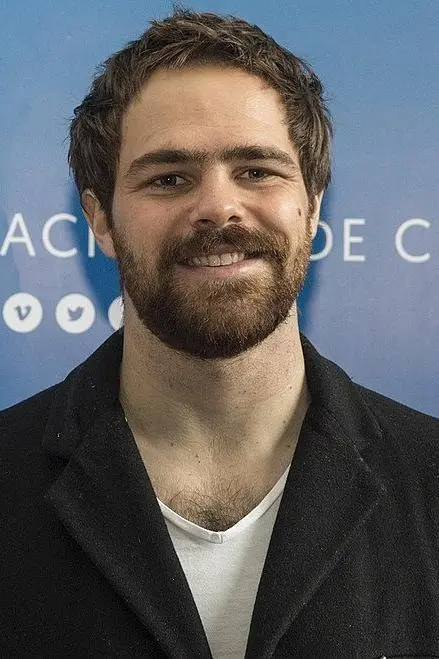 Peter Lanzani_peliplat