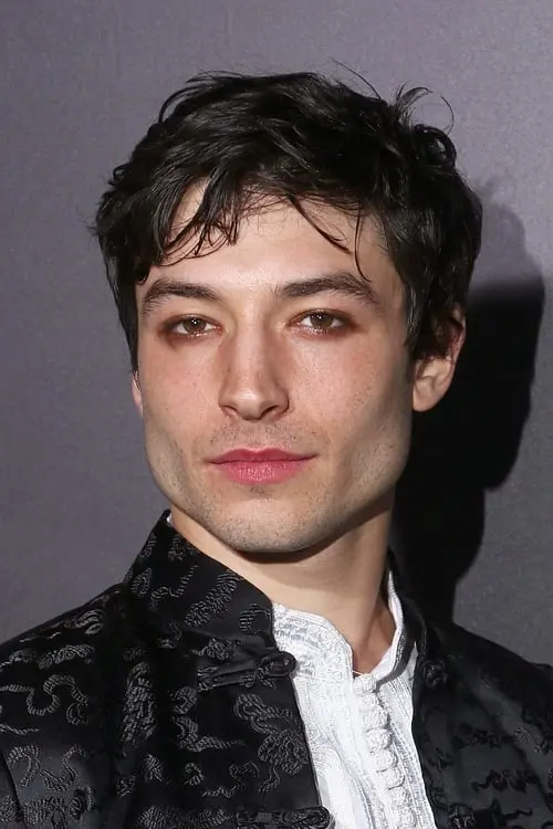 Ezra Miller_peliplat