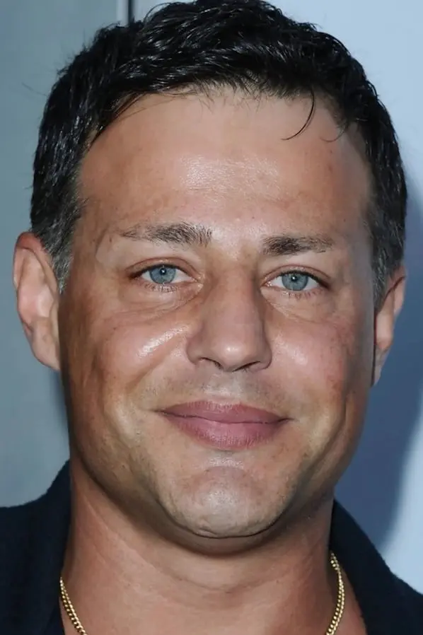 Louis Mandylor_peliplat