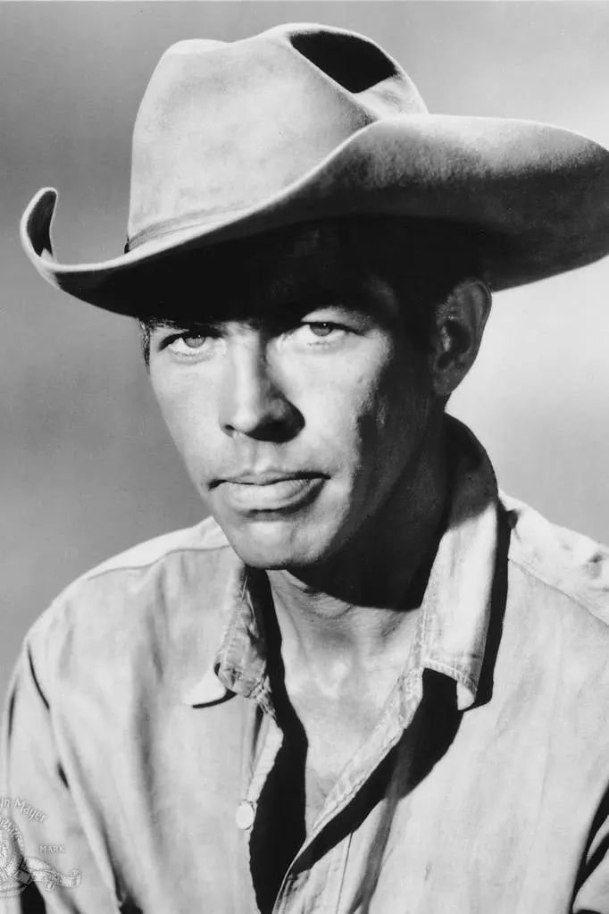 James Coburn_peliplat