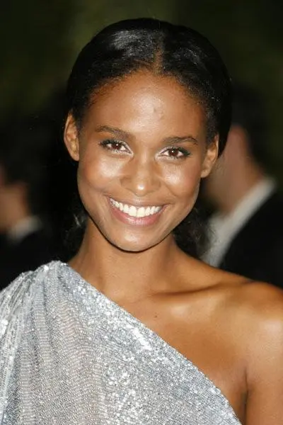 Joy Bryant_peliplat