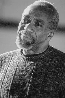 Bill Cobbs_peliplat