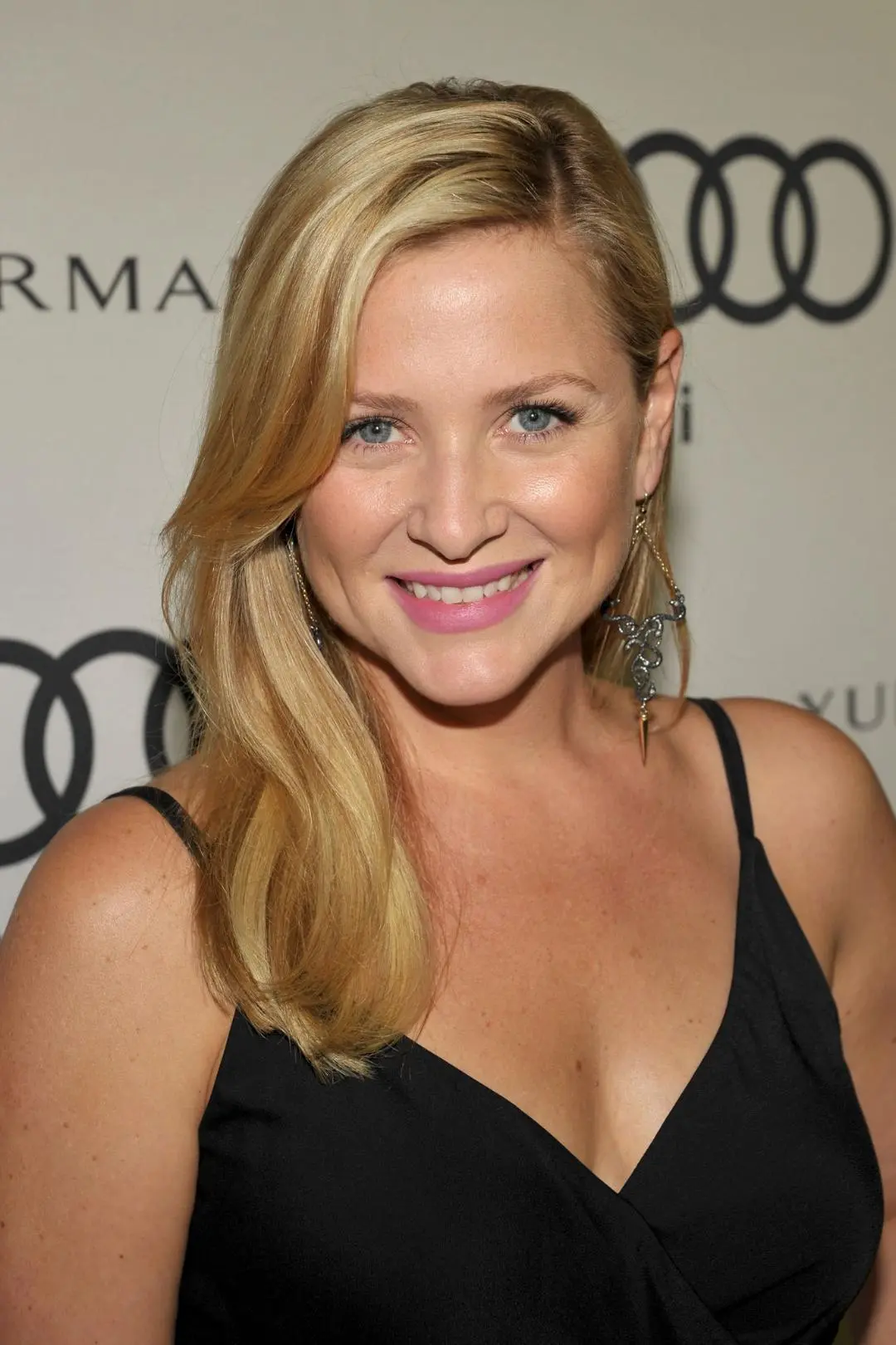 Jessica Capshaw_peliplat