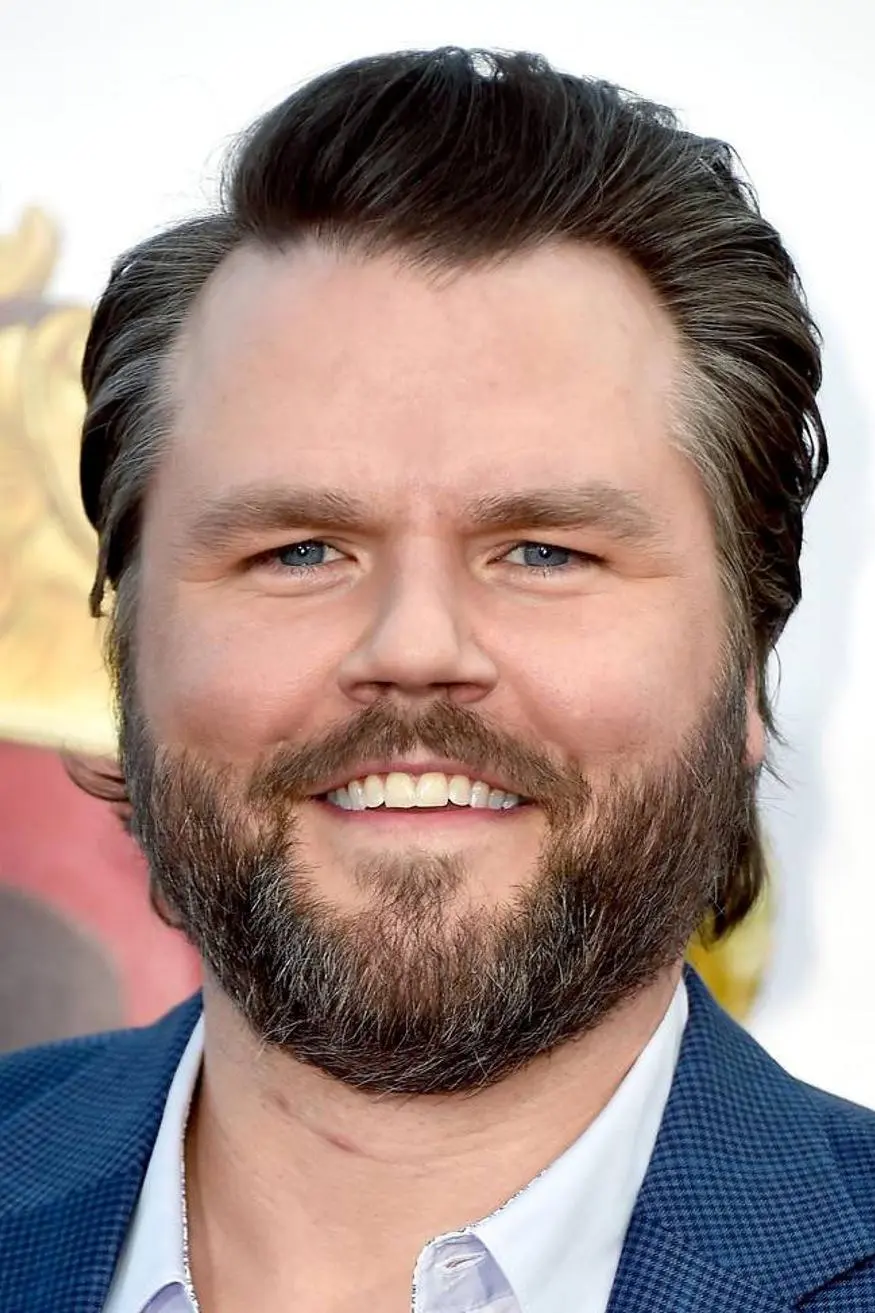 Tyler Labine_peliplat