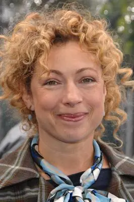 Alex Kingston_peliplat