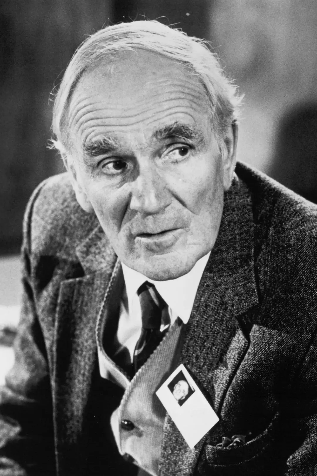 Desmond Llewelyn_peliplat