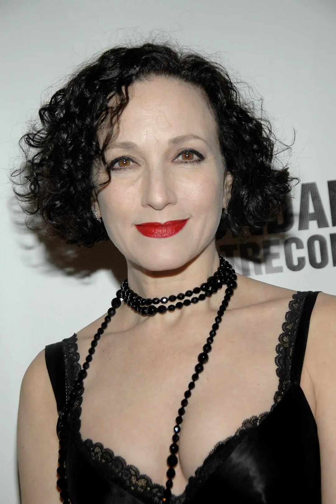 Bebe Neuwirth_peliplat