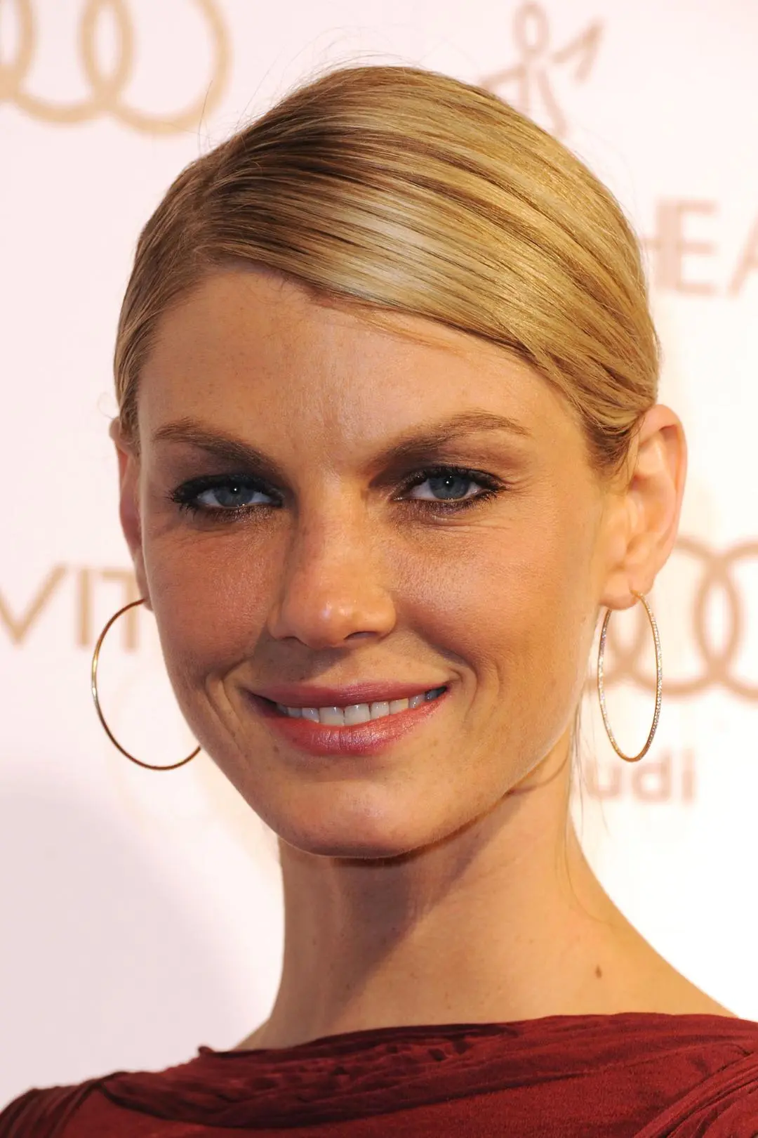 Angela Lindvall_peliplat