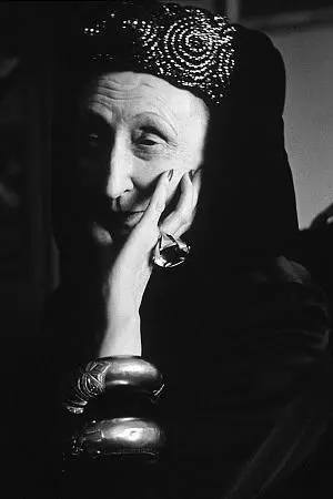 Edith Sitwell_peliplat