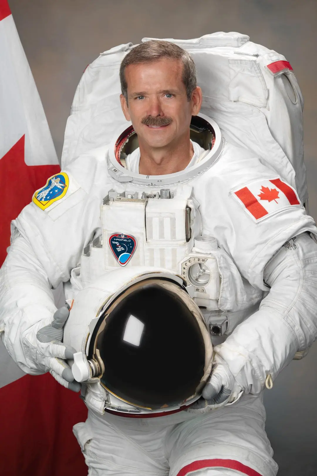 Chris Hadfield_peliplat