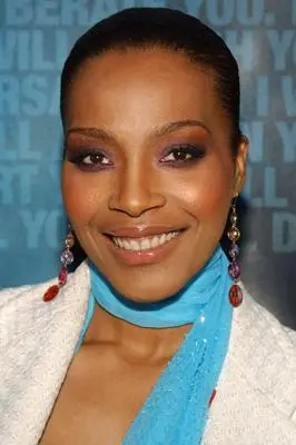 Nona Gaye_peliplat