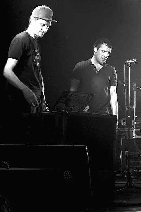 Sleaford Mods_peliplat