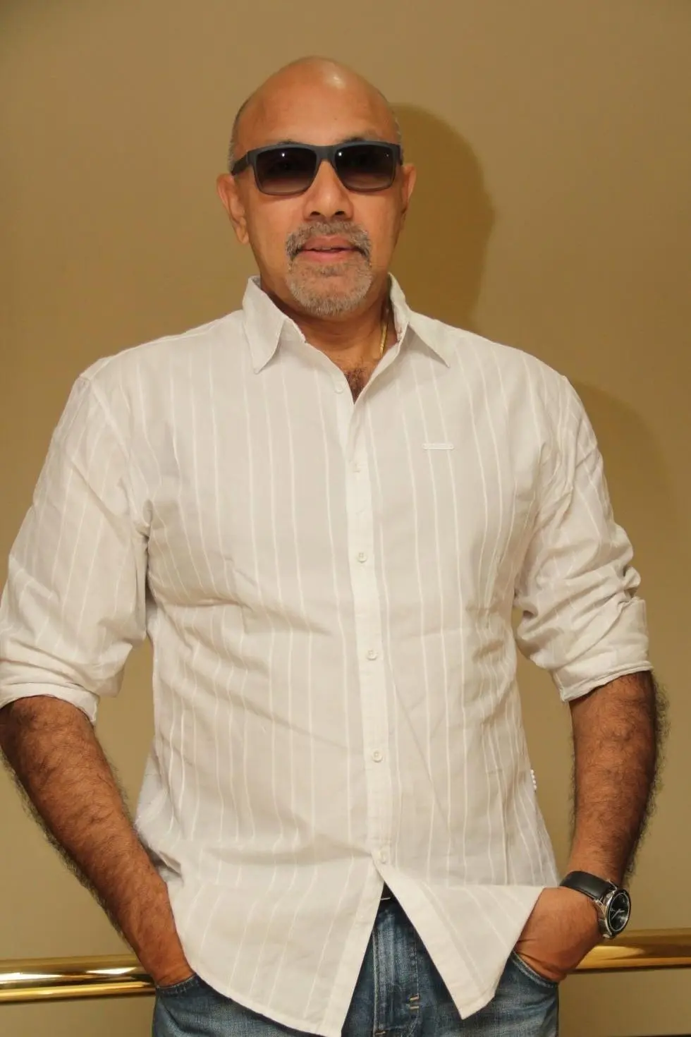 Sathyaraj_peliplat