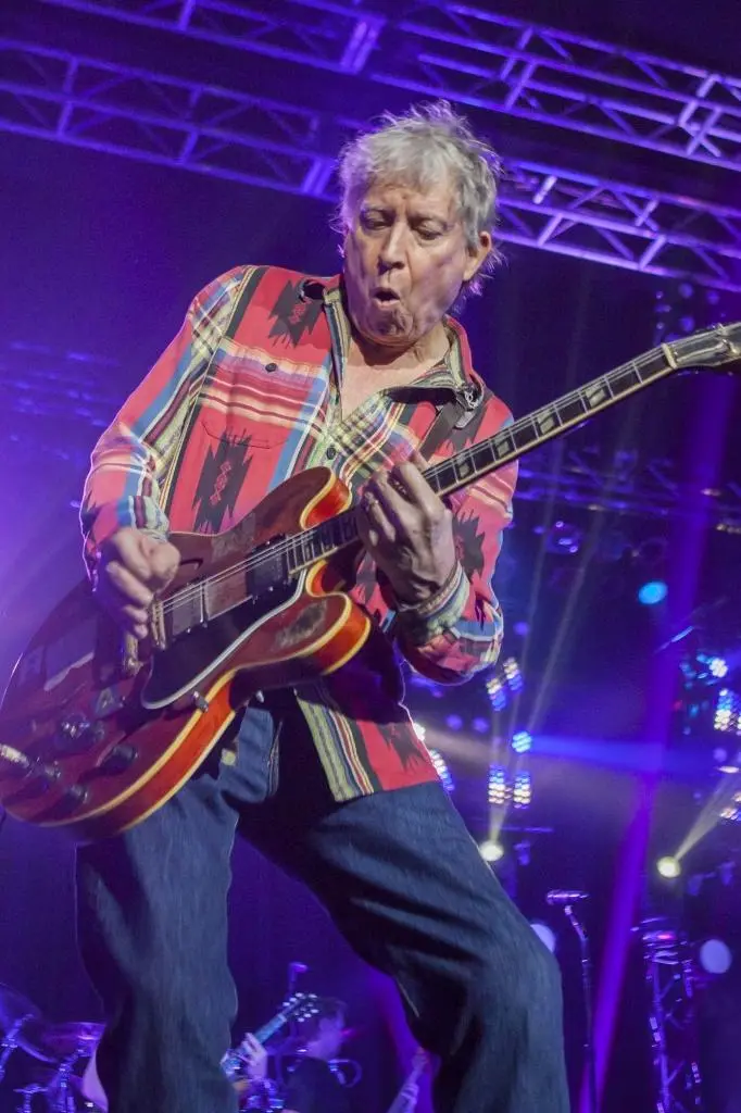 Elvin Bishop_peliplat