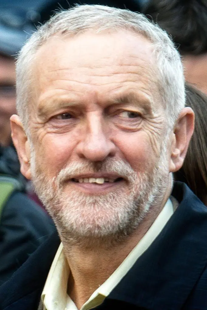 Jeremy Corbyn_peliplat