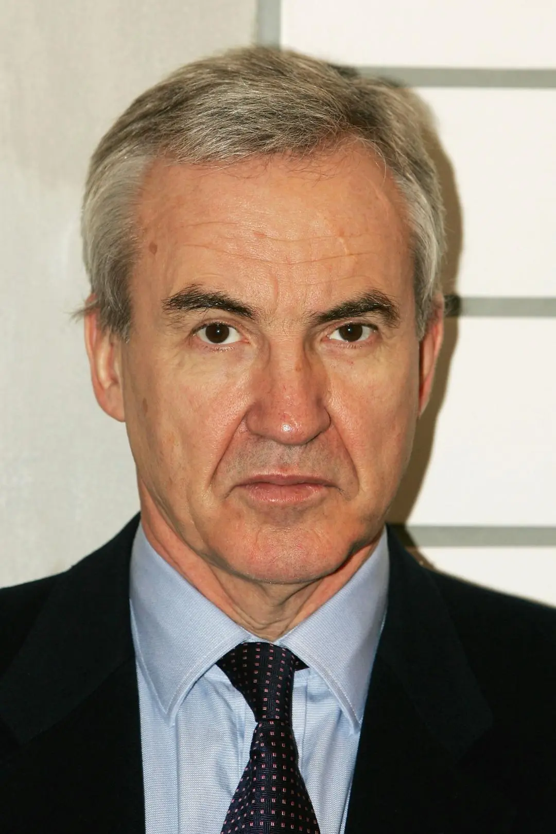 Larry Lamb_peliplat