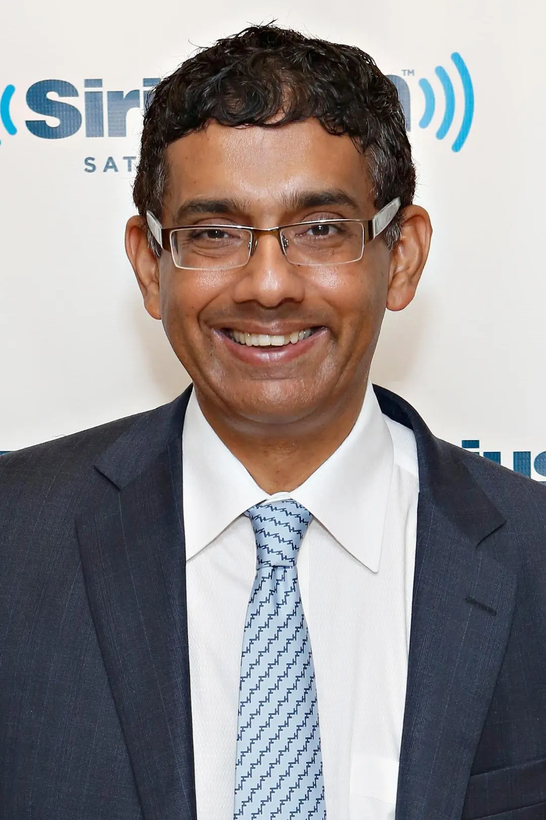 Dinesh D'Souza_peliplat