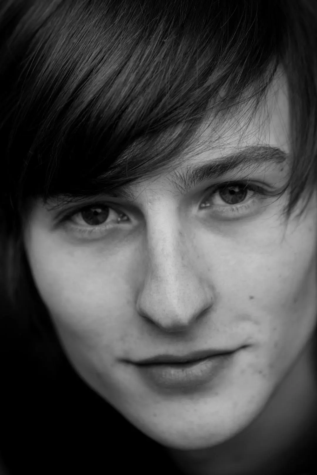 Elliott Tittensor_peliplat