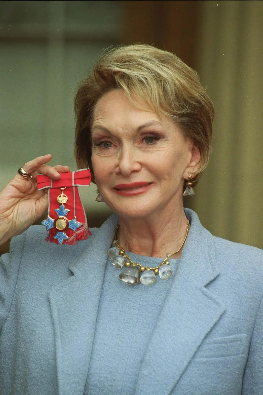 Siân Phillips_peliplat