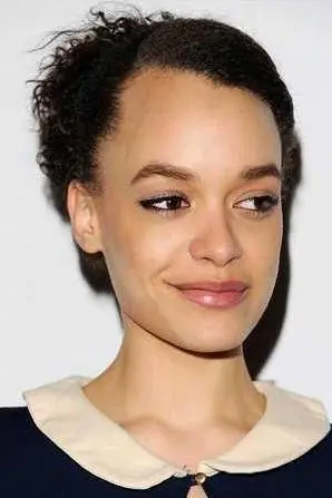 Britne Oldford_peliplat