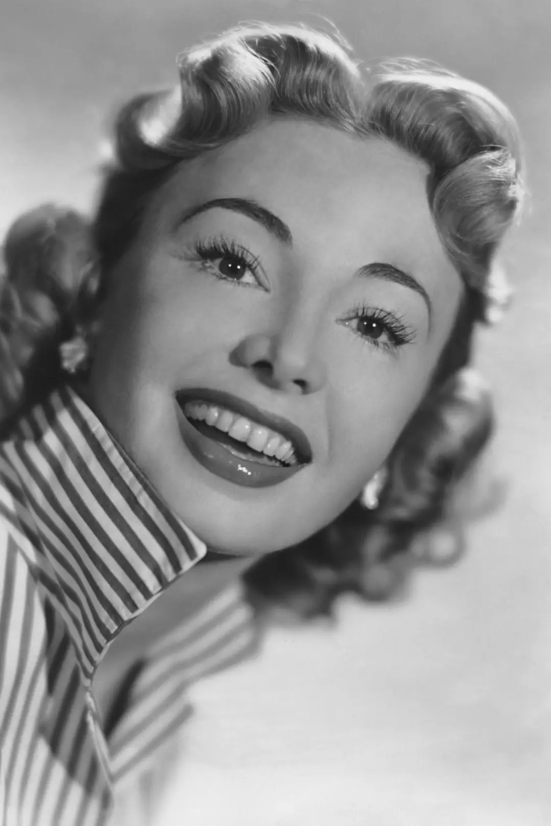 Audrey Meadows_peliplat